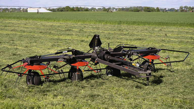 Pequea 46X Tedder